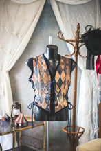 Laden Sie das Bild in den Galerie-Viewer, Chaleco rombos de Circo