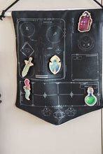 Cargar imagen en el visor de la galería, Banderín de hoja de personaje para rol