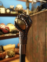 Load image into Gallery viewer, Bastón con ojo fijo