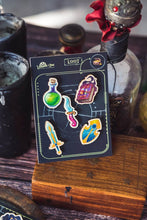 Cargar imagen en el visor de la galería, Set de pins aventurero