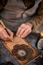 Load image into Gallery viewer, Libreta Steampunk con reloj y carteles