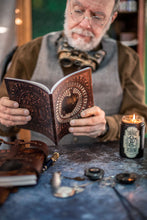 Load image into Gallery viewer, Libreta Steampunk con corazón mecánico