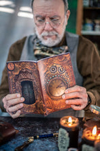 Load image into Gallery viewer, Libreta Steampunk con reloj