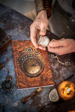 Load image into Gallery viewer, Libreta Steampunk con reloj