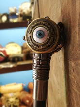 Load image into Gallery viewer, Bastón con ojo fijo