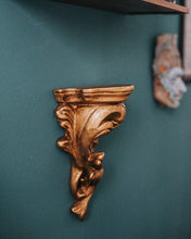 Cargar imagen en el visor de la galería, Soporte de pared tipo ménsula dorada grande