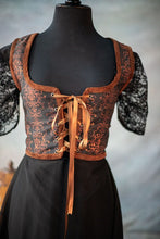 Cargar imagen en el visor de la galería, Corpiño steampunk damasquinado