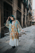 Cargar imagen en el visor de la galería, Chaqueta kimono mapamundi