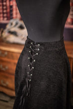 Load image into Gallery viewer, Falda victoriana terciopelo negro