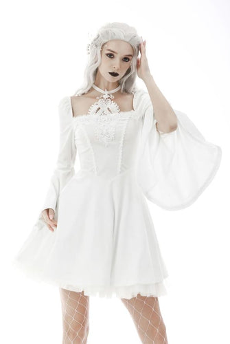 Vestido noble de terciopelo blanco