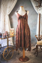 Load image into Gallery viewer, Vestido a rayas de circo