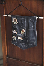 Load image into Gallery viewer, Set de pins artificiero / steampunk