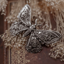 Load image into Gallery viewer, Mechanical Steampunk Moth Hair Clip